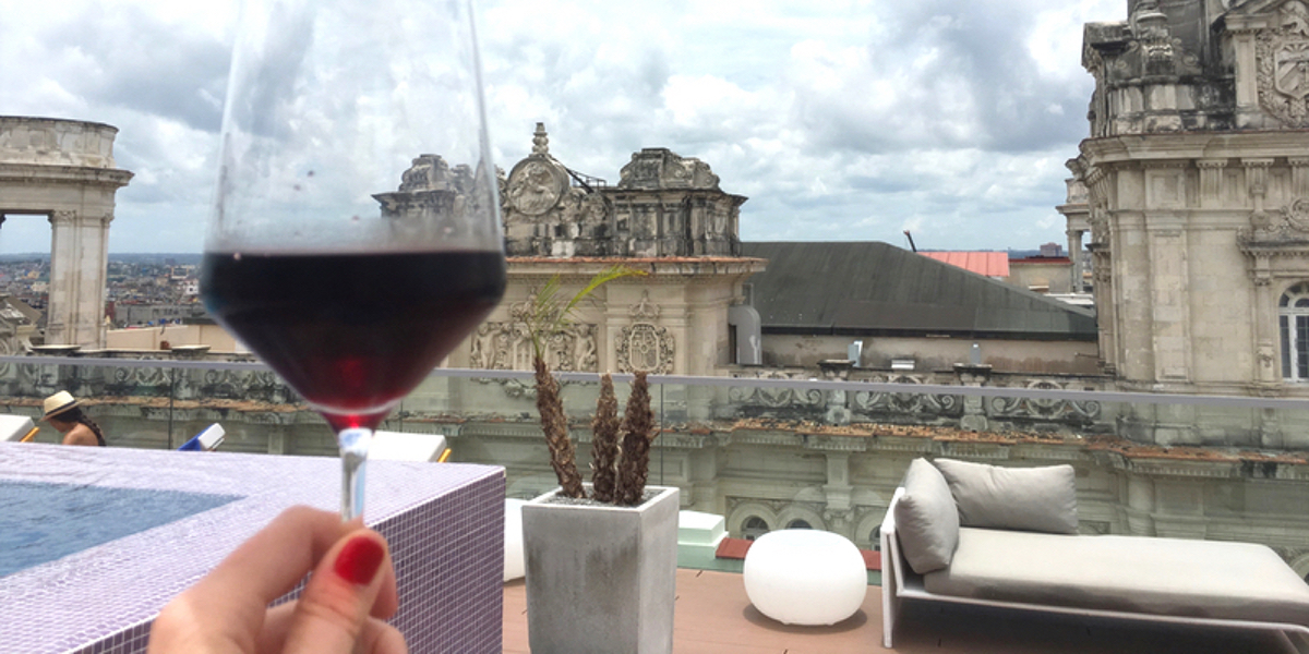 Luxury Hotel Guests and Experiential Ownership | CORALRANGE Customized experiences at luxury hotels for guests